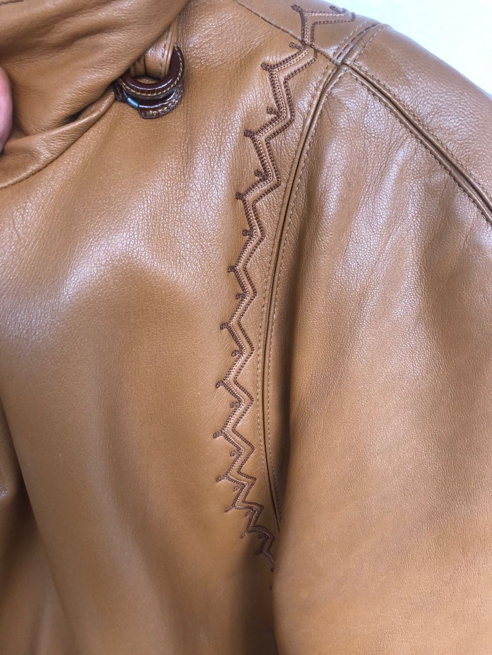 Versace Cappotti: Gianni Versace vintage leather coat – Usato da Chiasso venduto da Aupa74 3