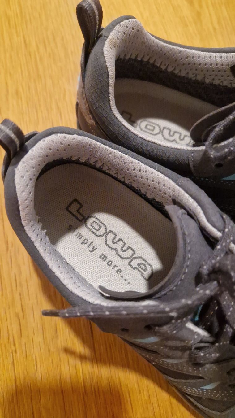 Chaussures femmes: Trekkingschuh LOWA – D'occasion à Winterthur par Princess013 3