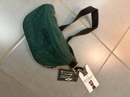 Airpaq Hip Baq - Gürteltasche aus Airbags grün