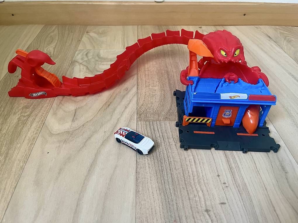 Jouets: Hotwheels City Scorpion – D'occasion à Sugiez par Essenti3L