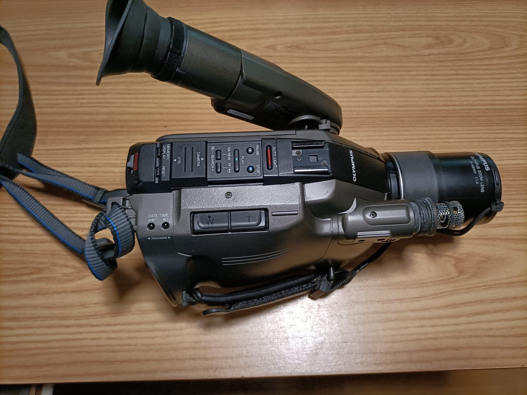 Olympus Videocamere: Olympus VX-C500-KE Camcorder, mit Zubehör – Usato da Schöftland venduto da Snacketti7 4