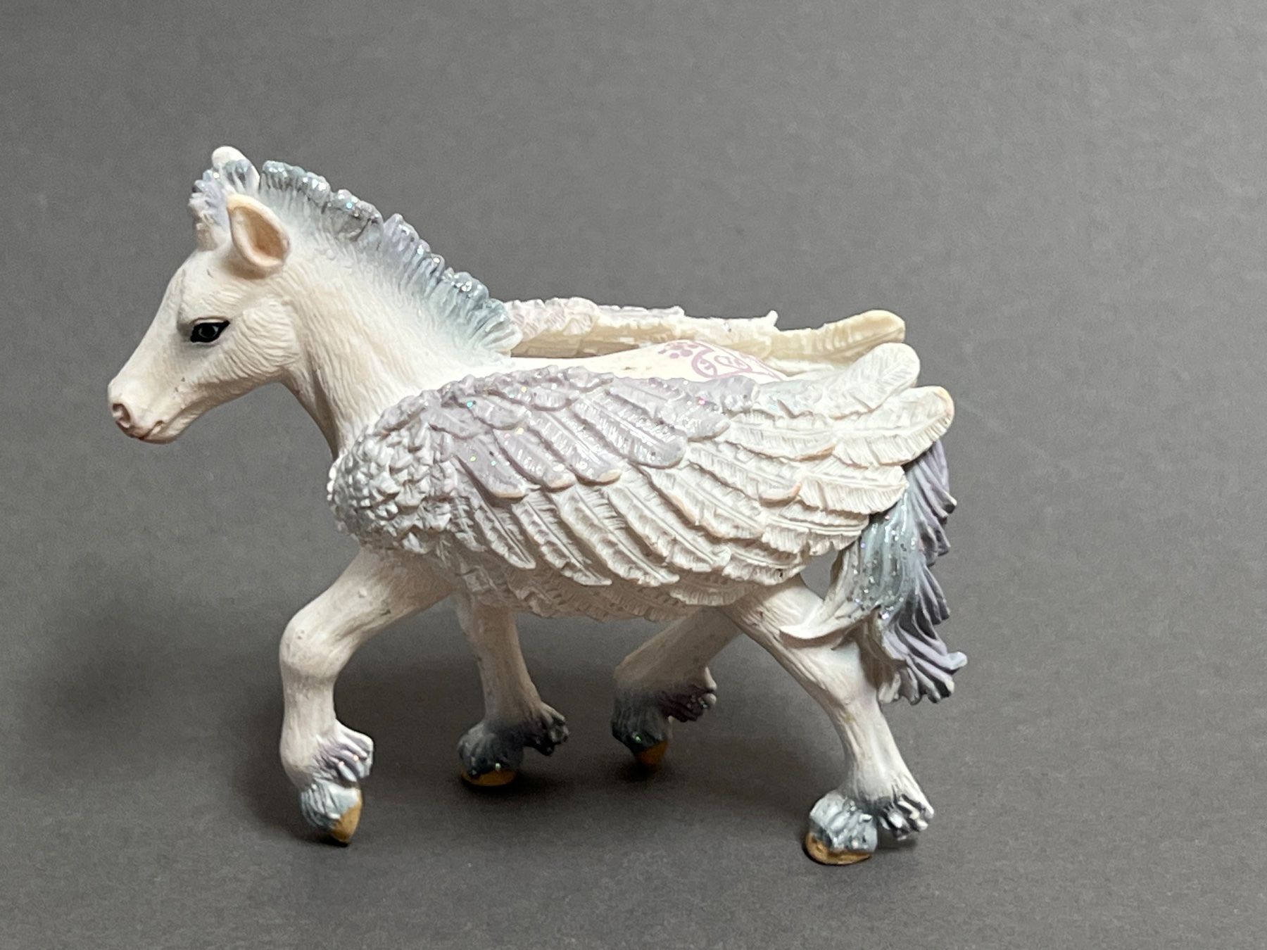 Schleich Statuette: Schleich 70422 Pegasus Fohlen Pferd Bayala – Usato da Ennetbaden venduto da mapa05