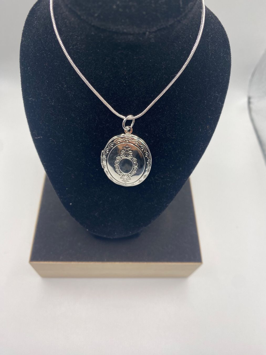 Catenine: Collier avec pendentif longueur 26cm – Nuovo (secondo la descrizione) da Chamoson venduto da Pince26 5