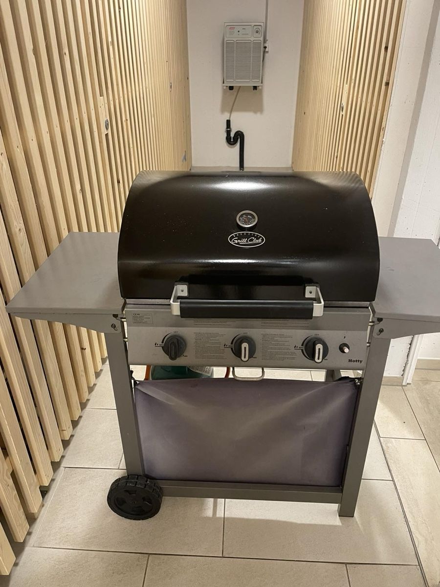 Griglie: Grill Club Hotty – Usato da Ruswil venduto da Egtina24 2