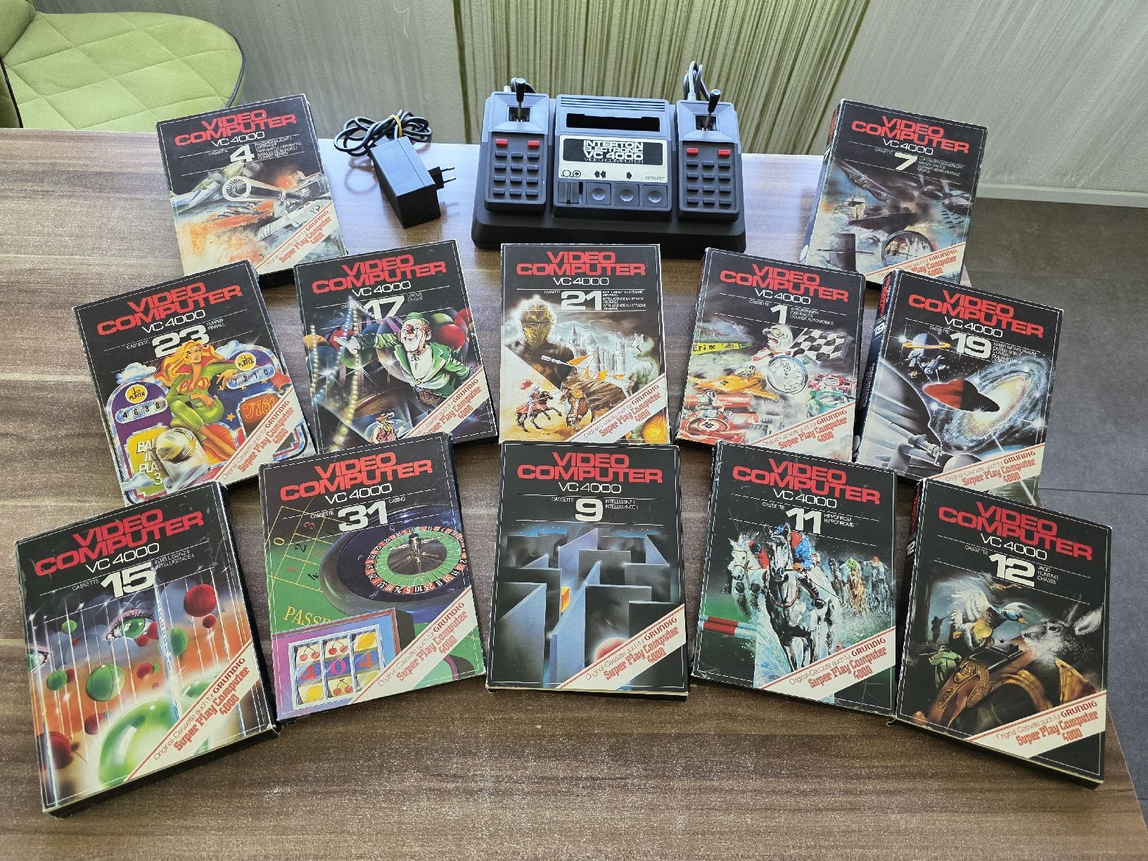 Konsolen: Interton VC 4000 Video Computer Konsole mit Spielen – Gebraucht aus Hünenberg von Bigelli0