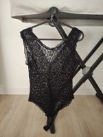 Haut noir dentelle