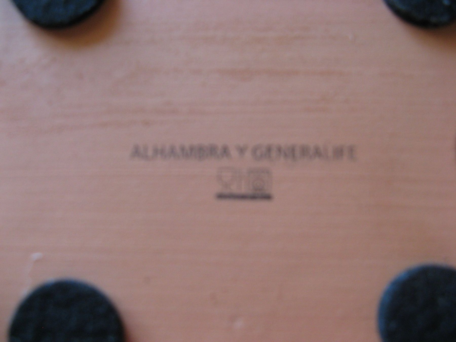 Teller: 8-eckiger Teller von Alhambra y Generalife – Gebraucht aus Zürich von apil 2