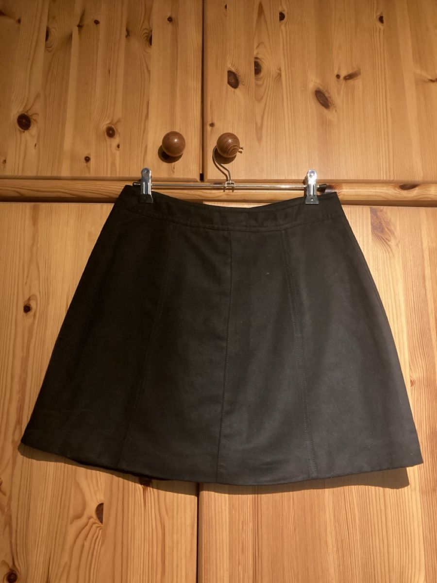 H&M Jupes: Rock Wildleder Optik – Neuf (Voir description) à Zürich par len_t5ch 1