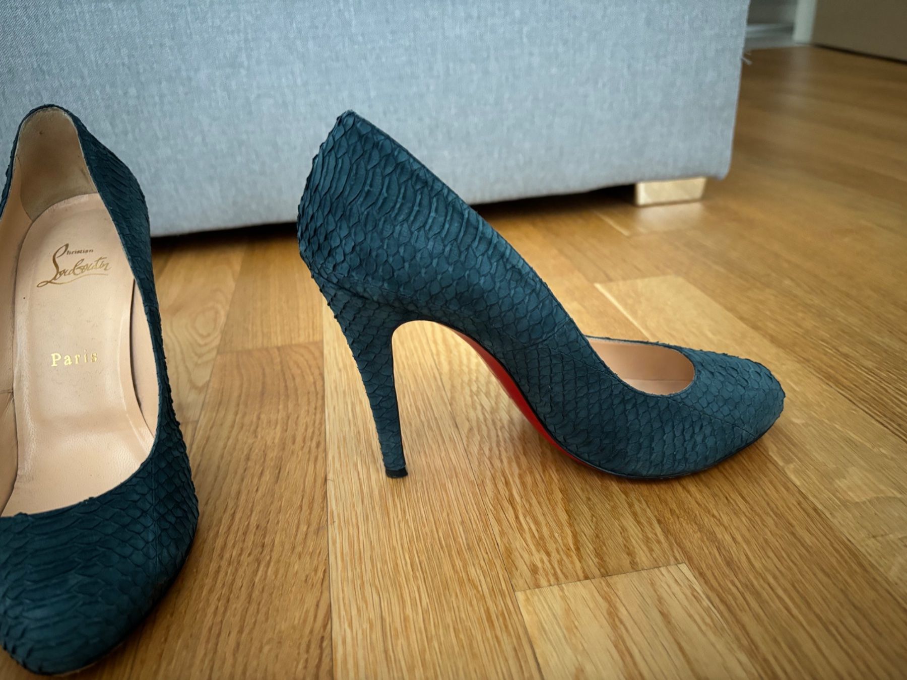 Christian Louboutin Scarpe da donna: Christian Louboutin blaue Highheels – Usato da Duebendorf venduto da tom_lp2m 5