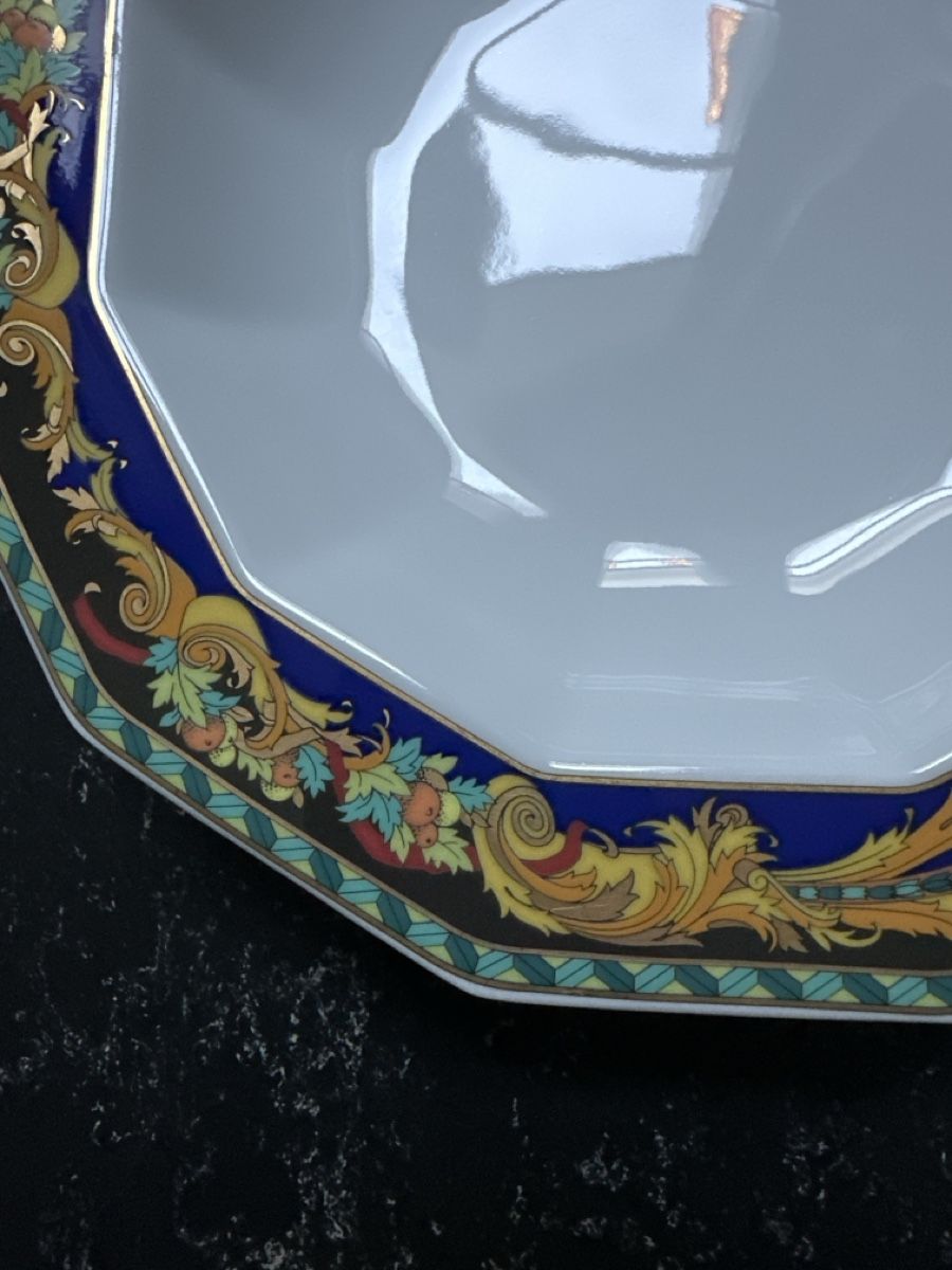 Versace Piatti: Rosenthal Versace Le Roi Soleil Teller neu – Nuovo (secondo la descrizione) da Bern venduto da schnupka 1