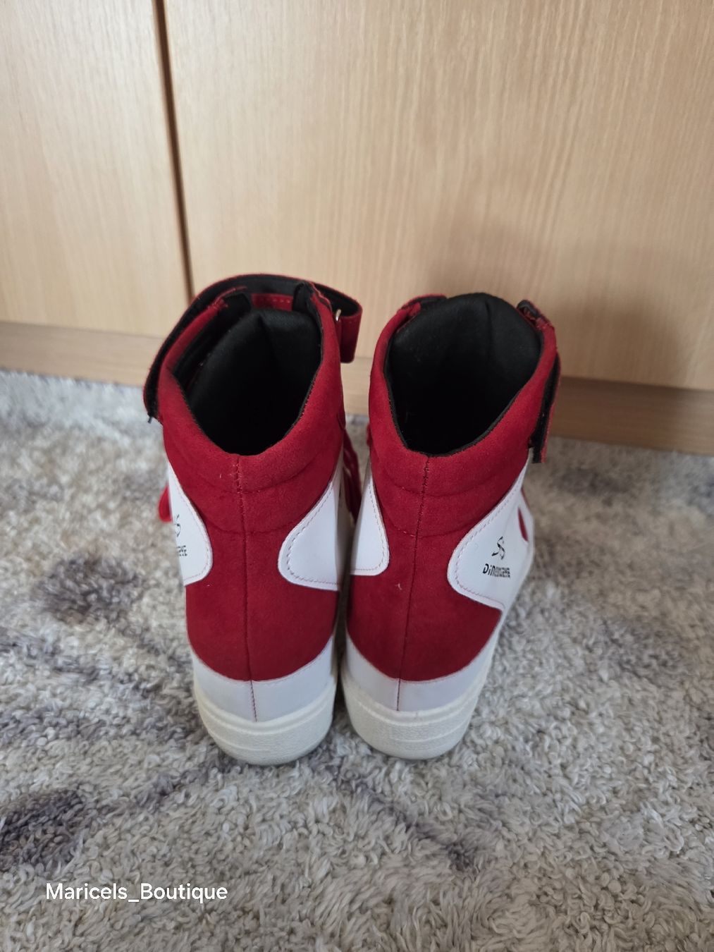 Scarpe da donna: Schuhe mit verstecktem Keilabsatz, Größe 35 – Usato da Winterthur venduto da Maricels_Boutique 4