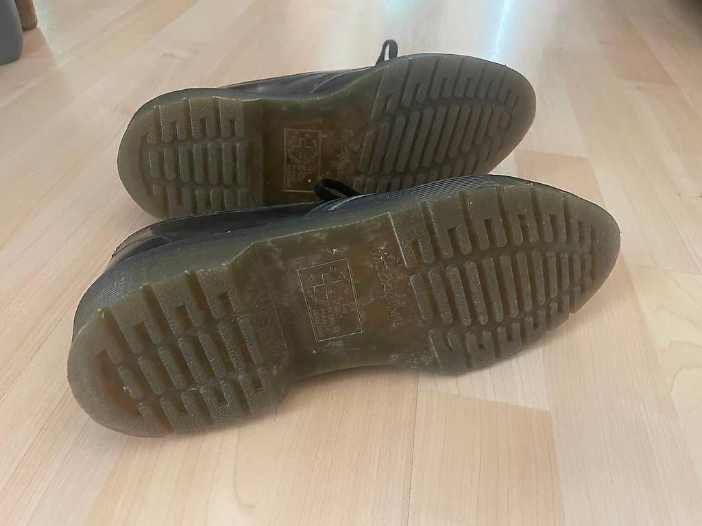 Dr. Martens Scarpe da donna: Dr Martens Halbschuh aus Leder Gr 37 – Usato da Bern venduto da urs_jsz5 3