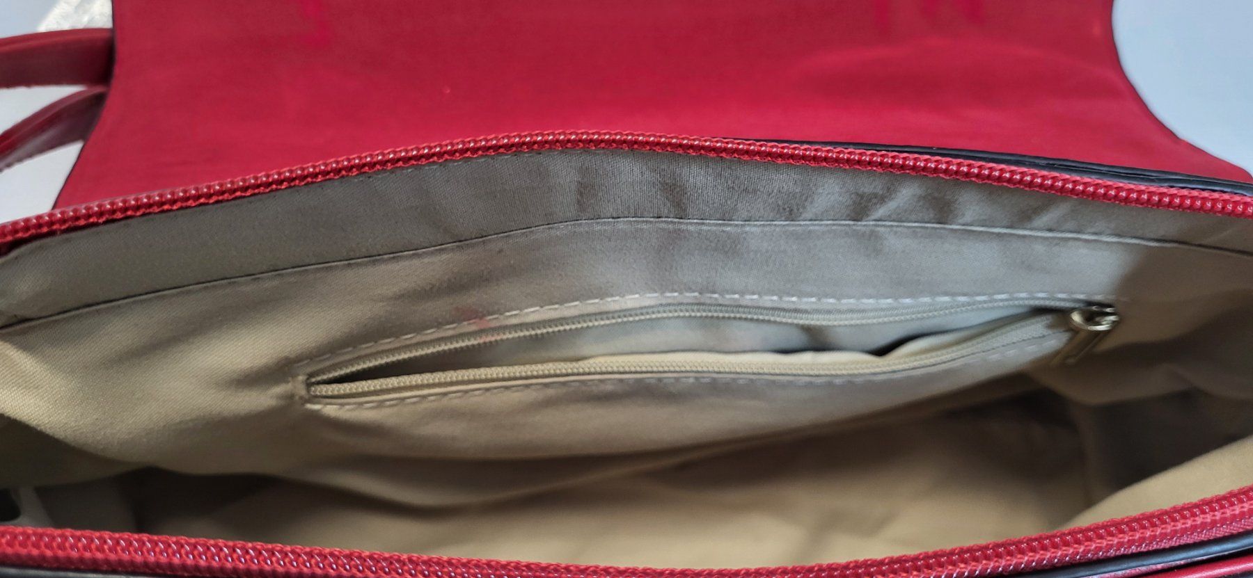 Sacs femmes: Handtasche Rot – Neuf (Voir description) à Figino par mayam63 2