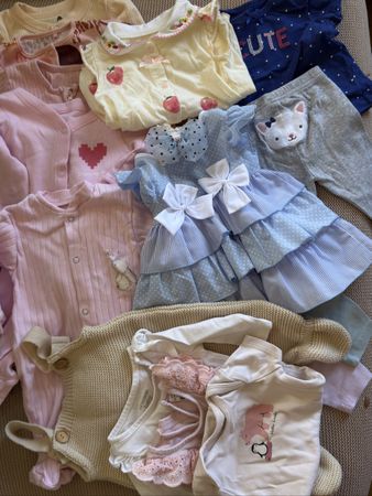 Baby Mädchen Kleiderpaket 1–3 Monate, 15 Teile