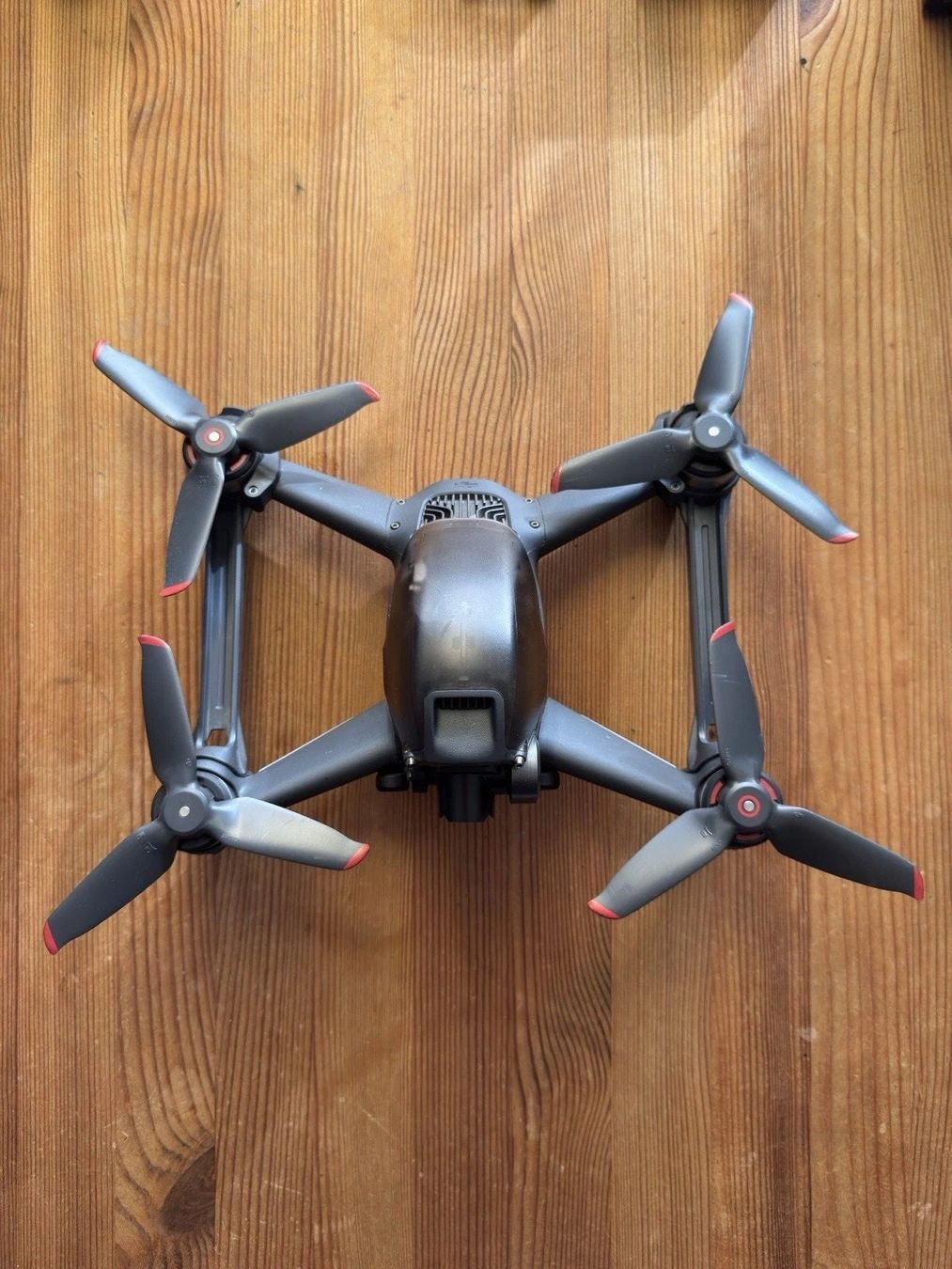 DJI Modellismo RC: DJI FPV Fly more Combo Top Zustand! – Usato da Neerach venduto da mur_dwg9 5