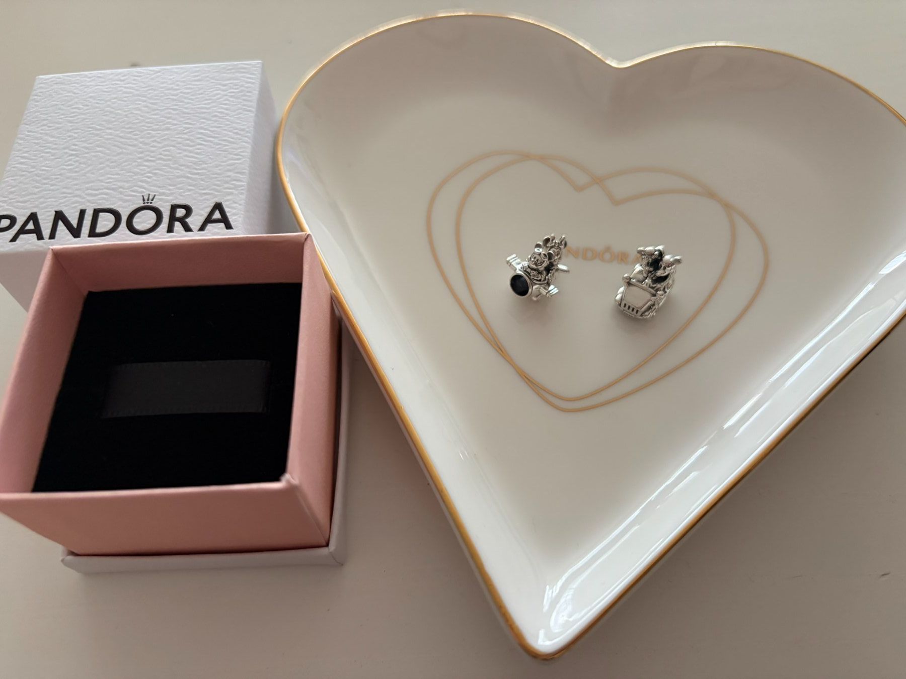 Pandora Ciondoli: Pandora Charms - Disney / Mickey Mouse / Minnie Mouse – Nuovo (secondo la descrizione) da Othmarsingen venduto da Pandabaerchen