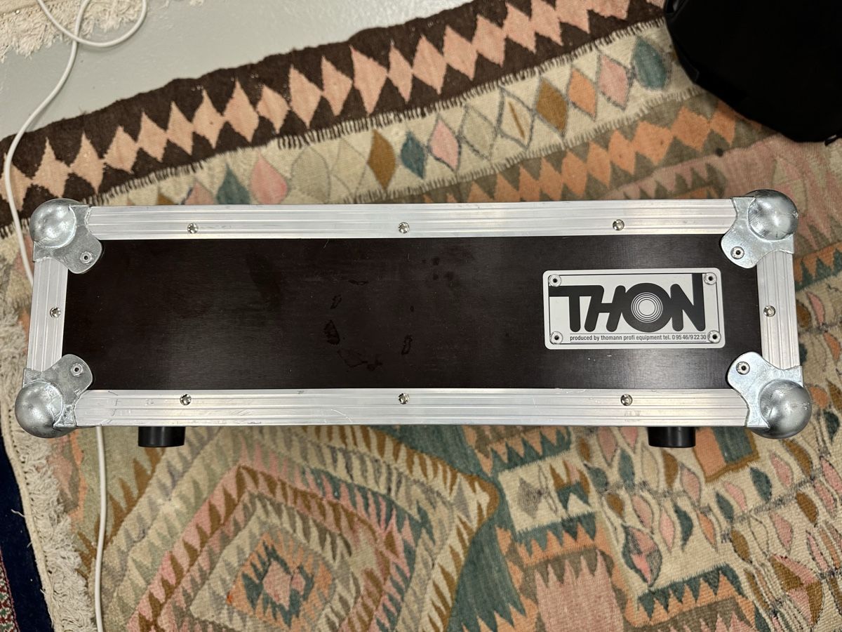Altri accessori: 19 Zoll Rack Case Thon schwarz – Usato da Zürich venduto da ulloadi