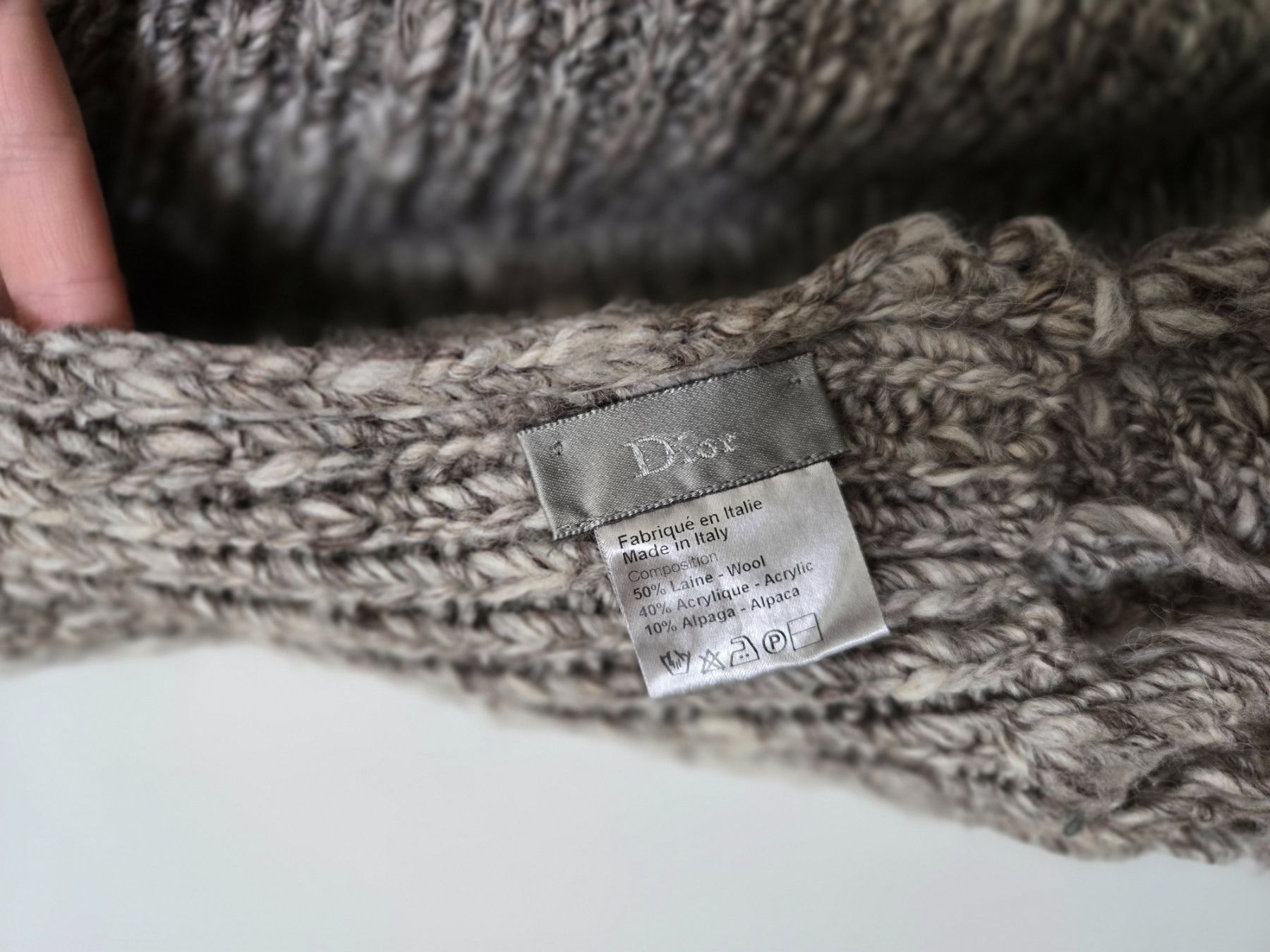 Dior Foulard & Sciarpe: Dior, 2007 Navigate Runway Scarf. Hedi Slimane. – Usato da Basel venduto da Mr.Wednesday 3