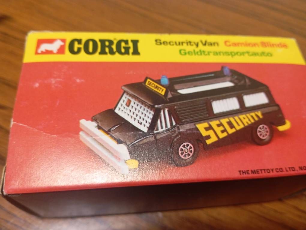 Corgi Toys Modellini d'auto: Corgi Toys 424 Security Van - Geldtransporter Oldtimer! – Usato da Basel venduto da Petergunn 2