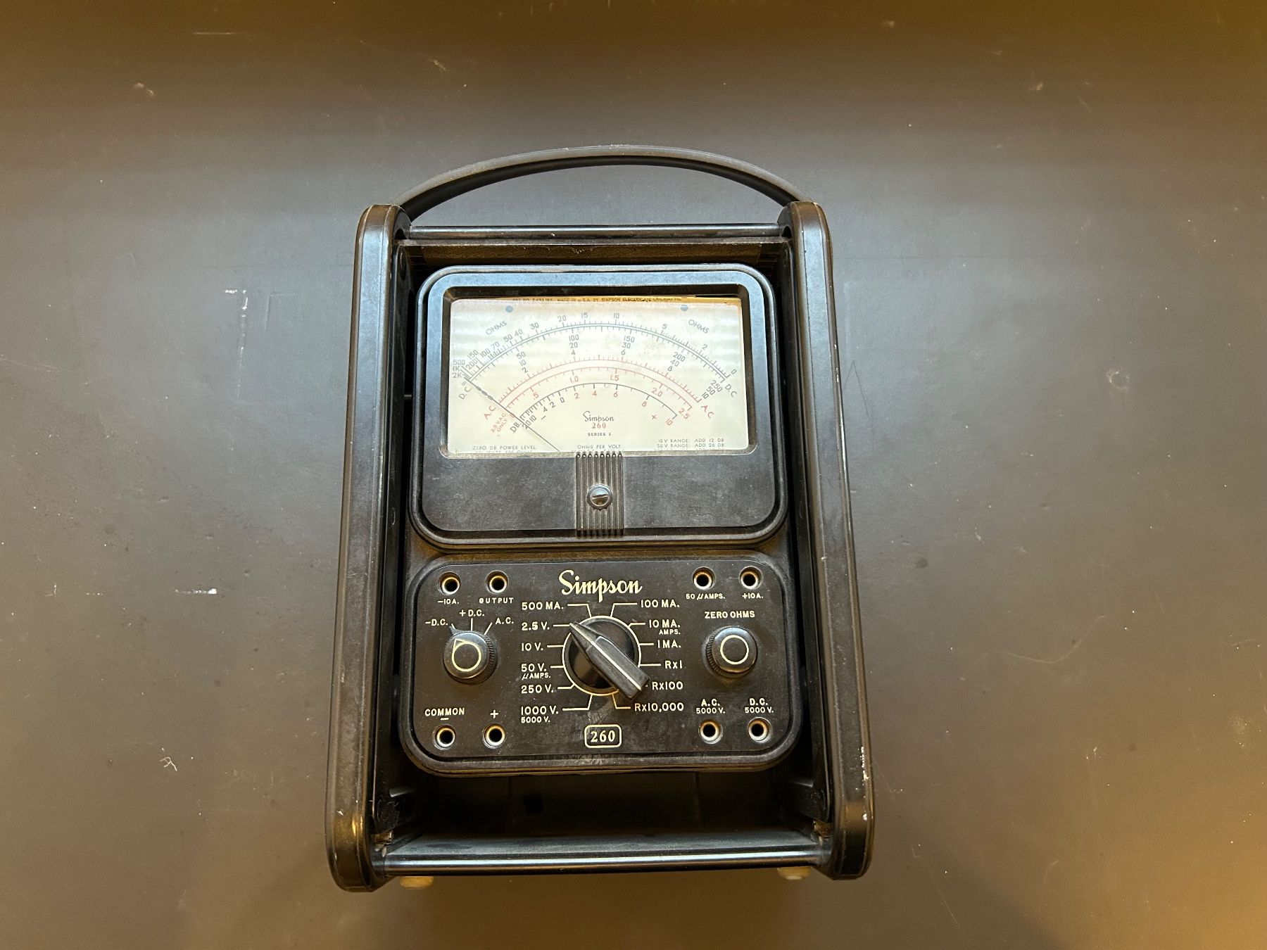 Messen: Analoges Multimeter von Simpson und grosses Voltmeter – Gebraucht aus Zürich von LuZ_8005 1