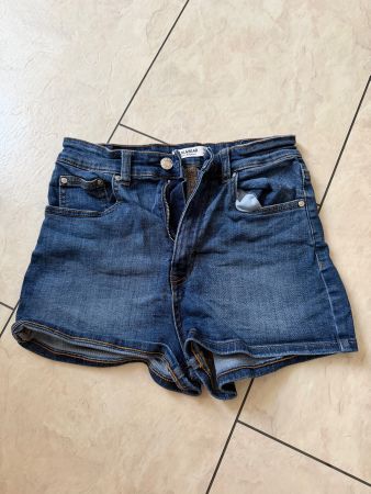 blue high waisted shorts
