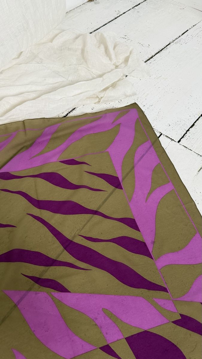 Foulards, Tücher & Schals: Damen Halstuch lila-braun – Gebraucht aus Knonau von Grapesvintage 1