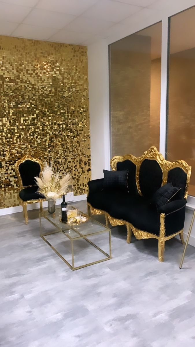 Divani: Sofa und Sessel Barockstil Schwarz/Gold – Usato da Egerkingen venduto da schnappdires