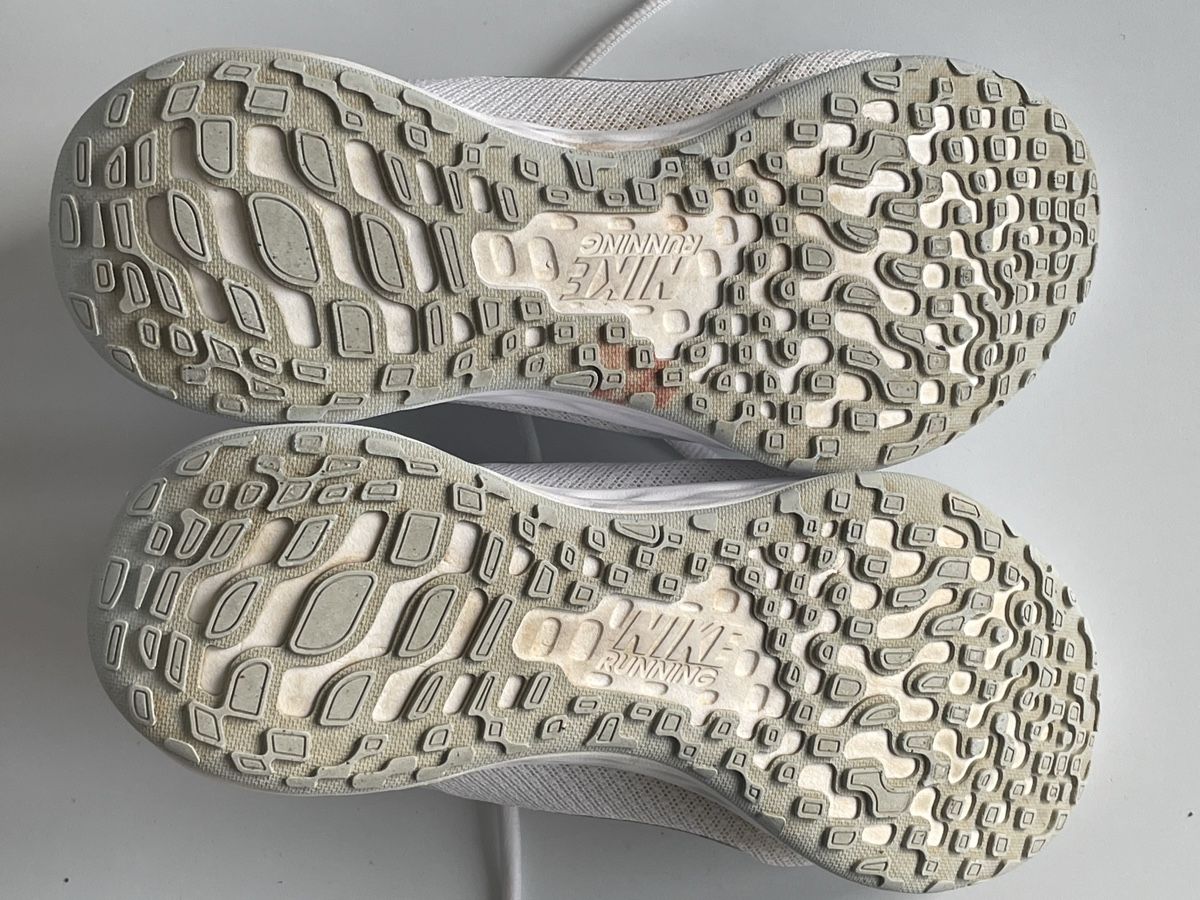Nike Scarpe da donna: Nike Sneaker basic in weiss Gr. 40 (eher 39) – Usato da Gockhausen venduto da AnneT07 3