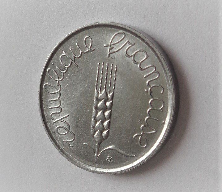 Alle Münzen: 5 Centimes Frankreich 1962 - unzirkuliert – Neu (gemäss Beschreibung) aus Kriens von TSCH1 1