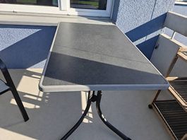 Tisch für Balkon oder Garten