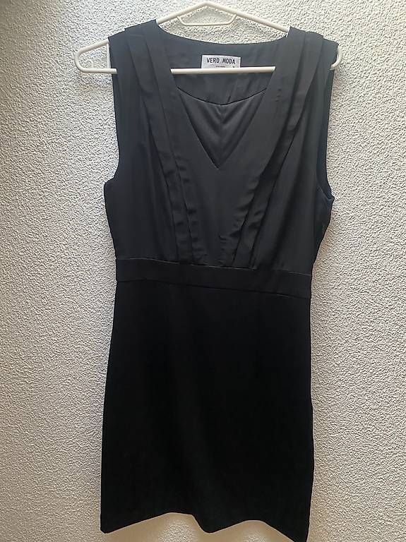 Lotti di vestiti: Damenmode Paket Gr. M 5 Teil – Usato da Rorschach venduto da Lauraq12 2