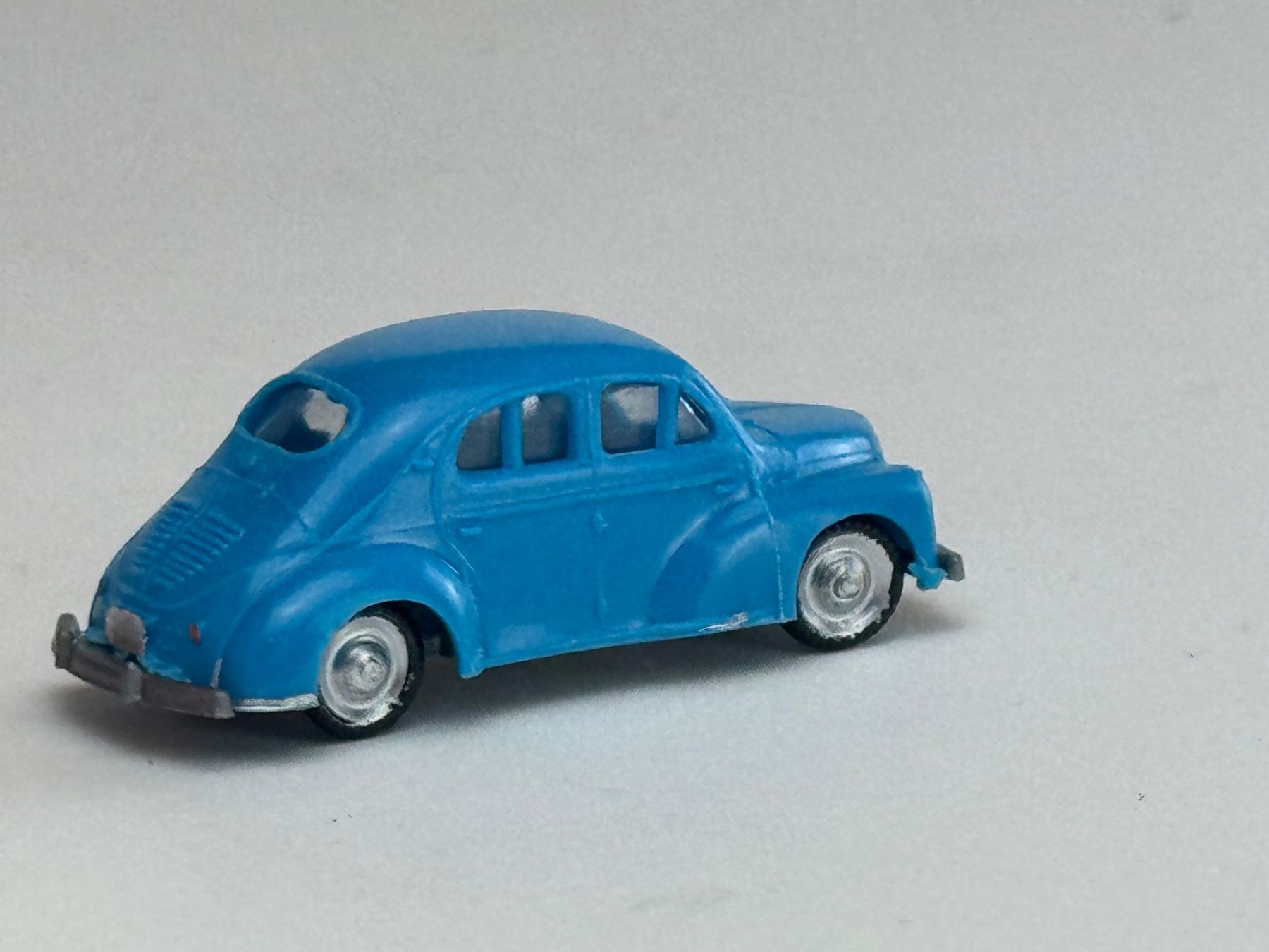 Eko Modellini d'auto: GB3- EKO Renault  4 CV blau – Usato da Elm venduto da Wikmtz 1