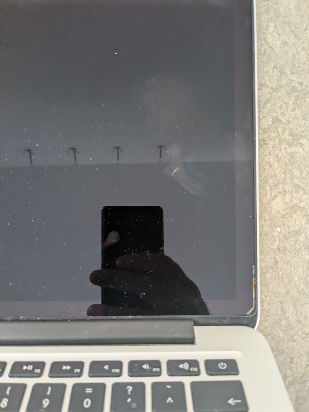 Apple Notebooks: Apple MacBook Pro 13 Zoll, defekt – Gebraucht aus Aesch von vespalinio 3