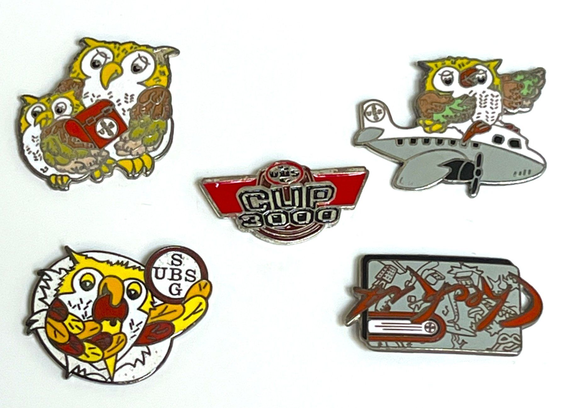 Placchette & Badge: 5 Pins Sammlung UBS – Usato da Kriens venduto da TSCH1 1
