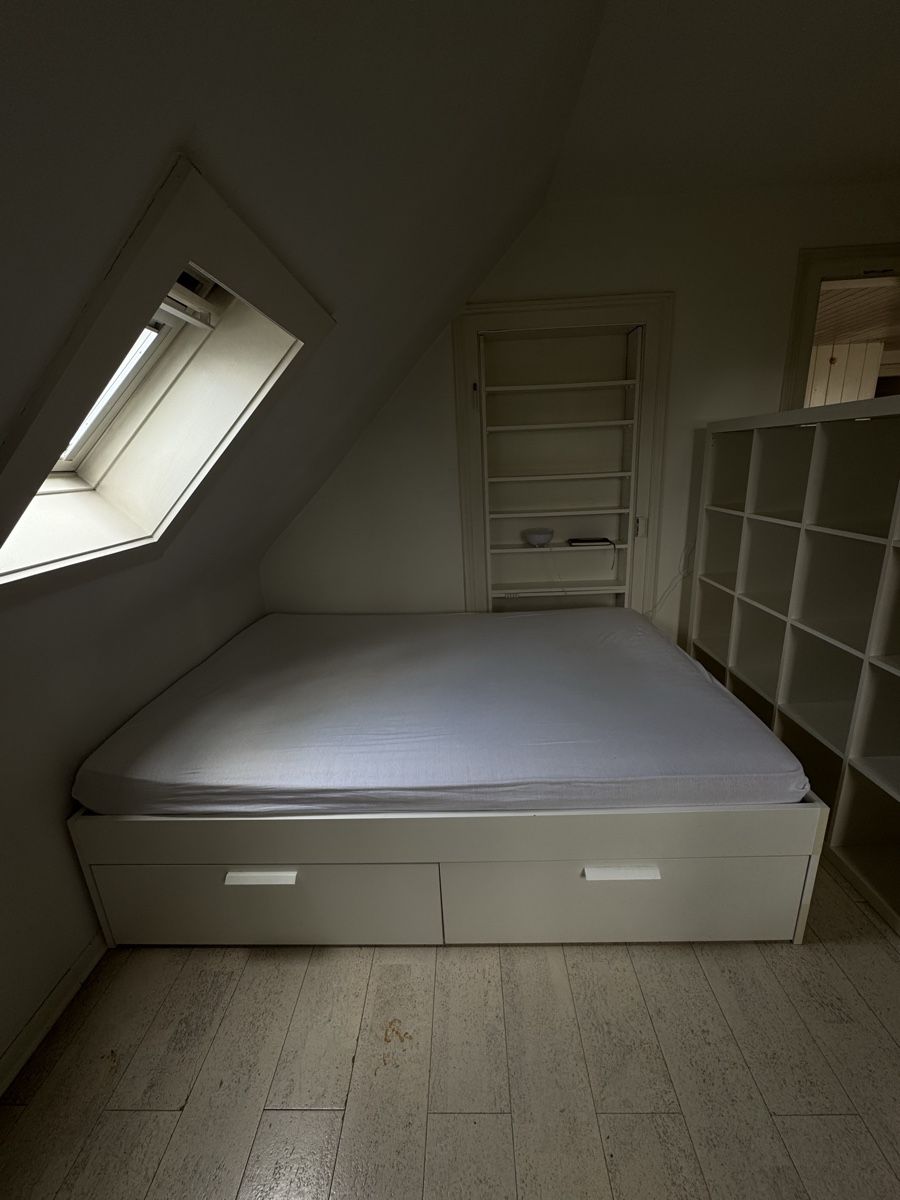 Letti: 140x200 Bett + Matratze – Usato da Zürich venduto da jak_zj8z