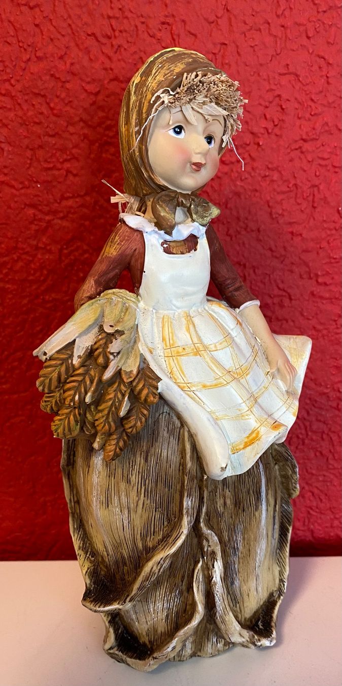 Statuette: Rustikale Herbstdeko: Mädchenfigur mit Weizengarben, Top!... – Nuovo e nell'imballaggio originale da Zäziwil venduto da meri79. 2