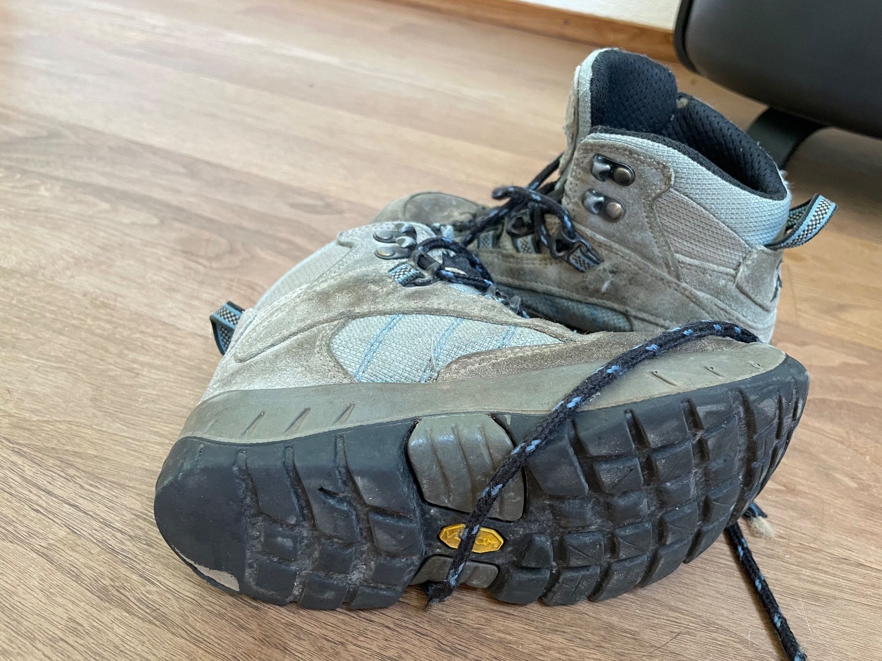 Lowa Scarpe per ragazzi: Iowa Wanderschuh Grösse 30 – Usato da Luzern venduto da simona80 2