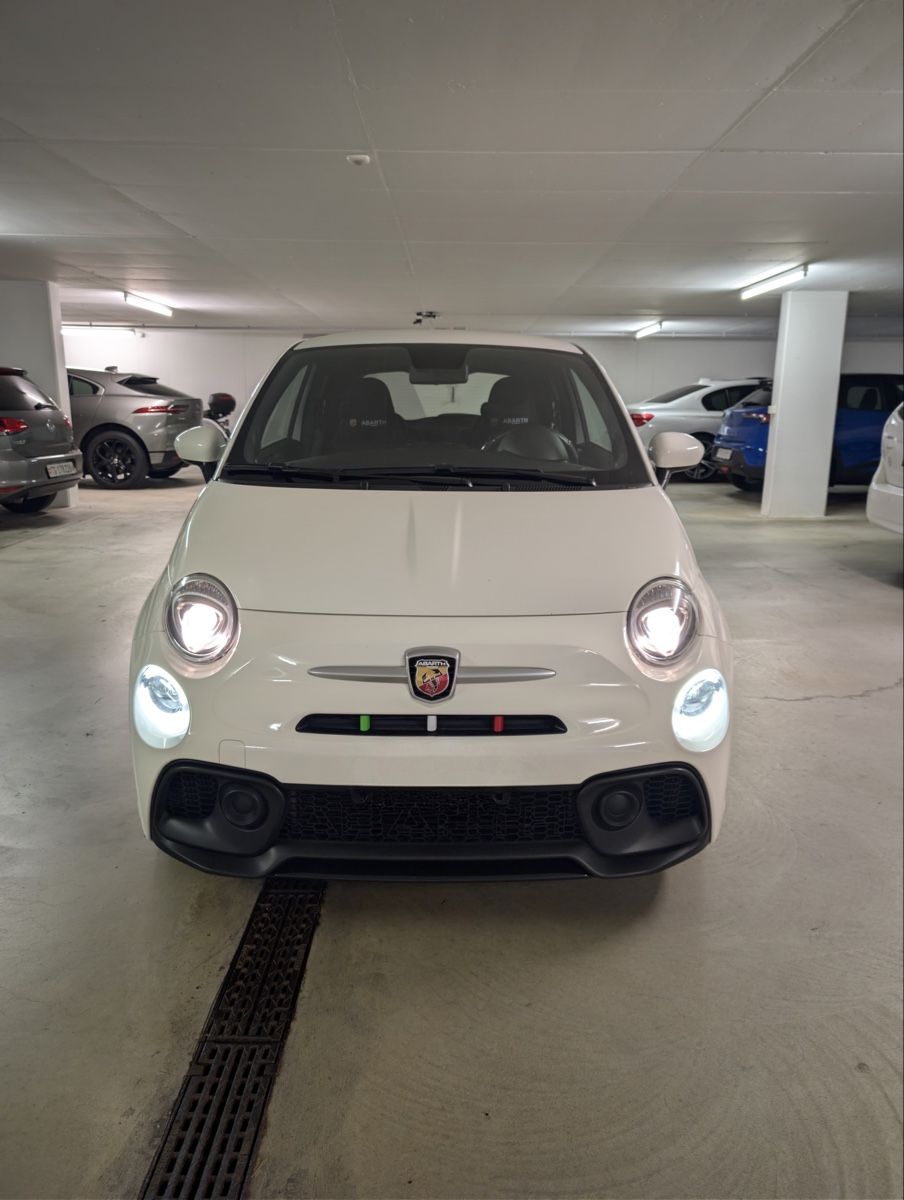 Abarth Autos: Fiat 500 Abarth – D'occasion à Bottighofen par mpa_87