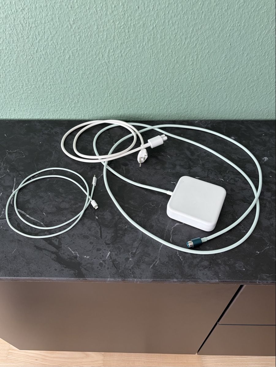 Apple PC: iMac 24” M1 2021 – Usato da Riehen venduto da evason 1