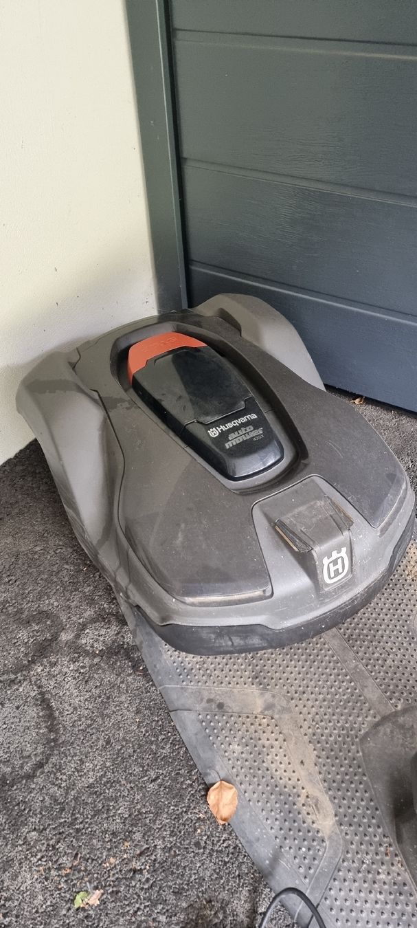 Husqvarna Tagliaerba: Husqvarna Automover 430X – Usato da Seon venduto da Stibinio 4