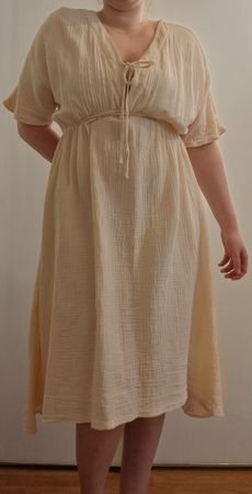 NEU Leichtes Sommerkleid in creme/gelblich, Grösse L