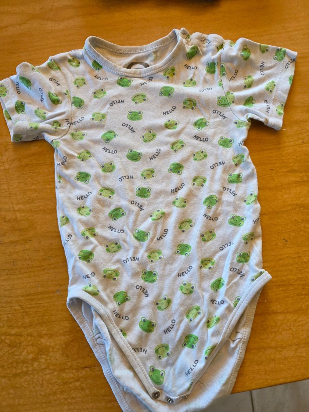 Lotti & Set di vestiti: Kleider set Gr.98 – Usato da Grossdietwil venduto da Appaloosa 2