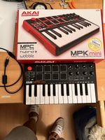 Akai Professional MPK Mini MK1 – MIDI Controller + boîte