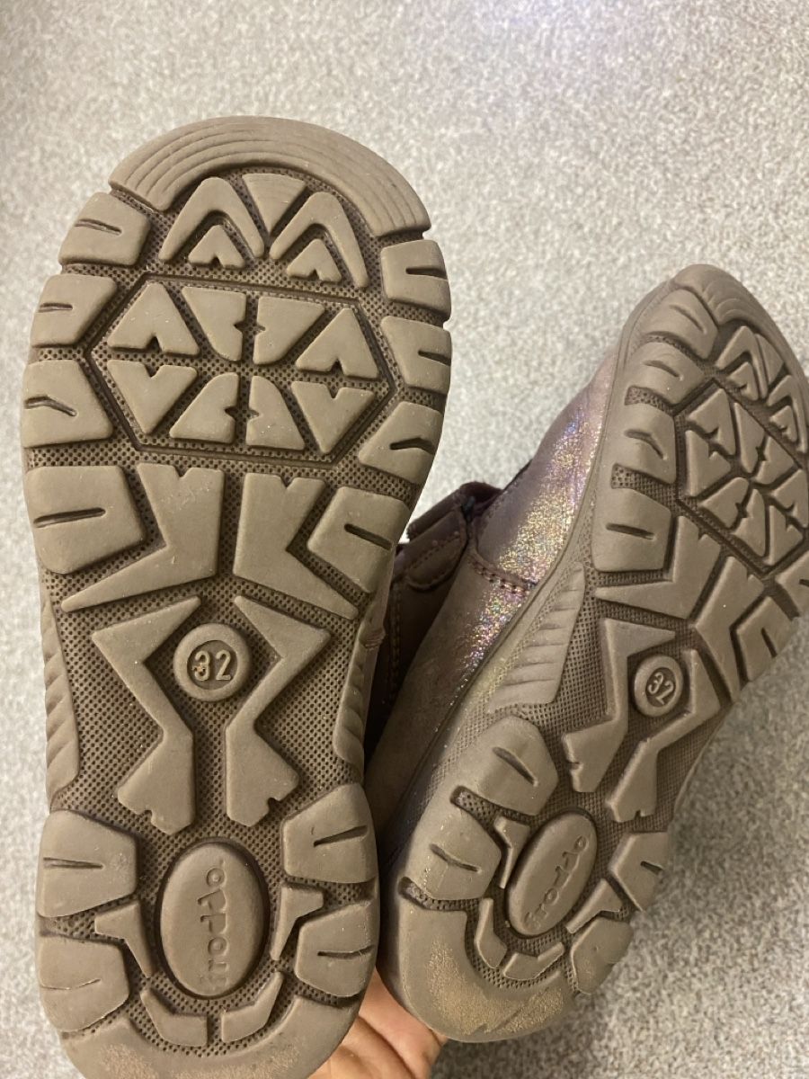 Froddo Scarpe per ragazze: Froddo Winterstiefel Gr. 32 – Usato da Münchenstein venduto da sommerverkauf12 2