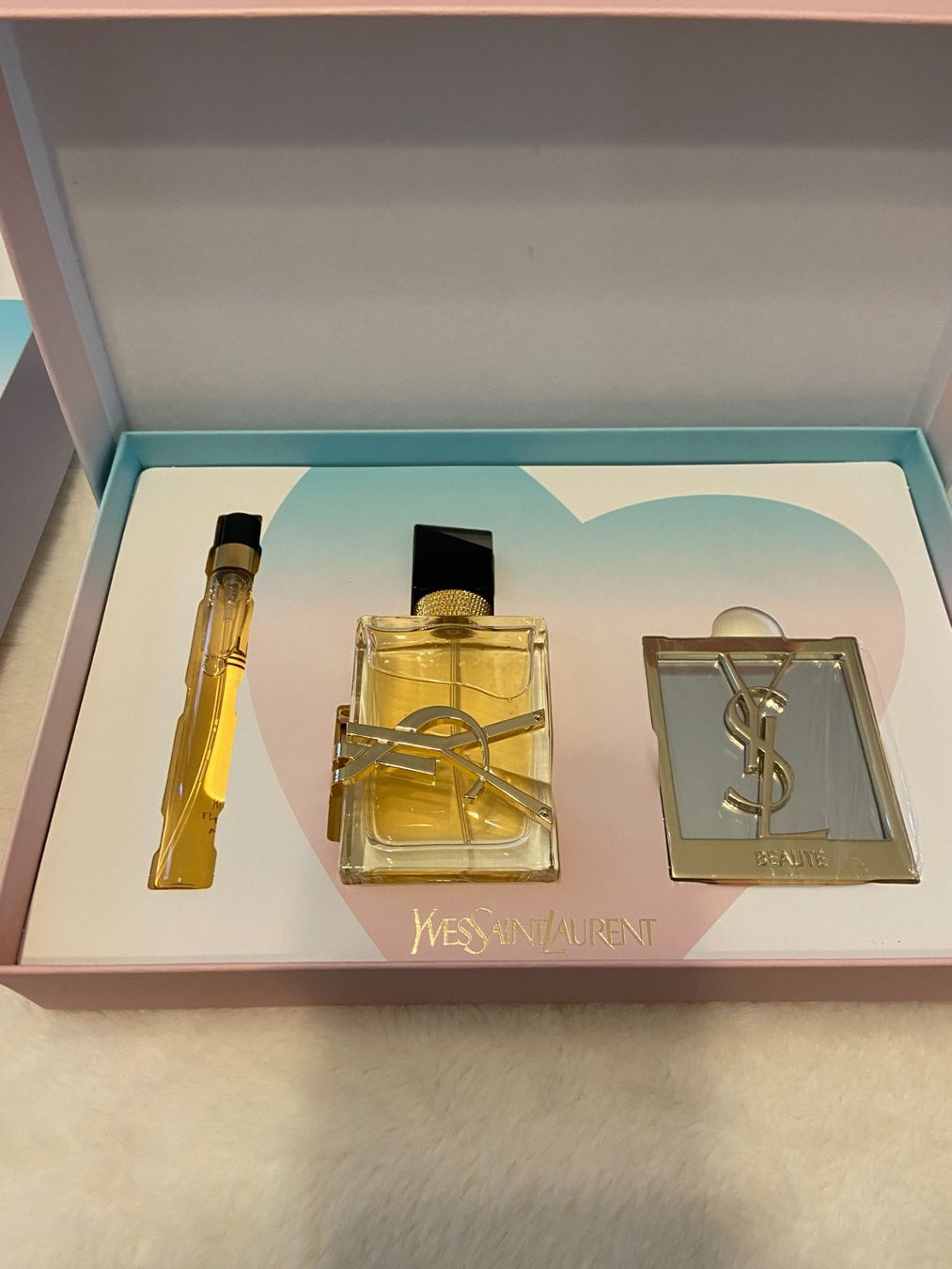 Saint Laurent Profumi & Eau de Toilette: Coffret YSL libre – Nuovo e nell'imballaggio originale da Plan les Ouates venduto da didi911