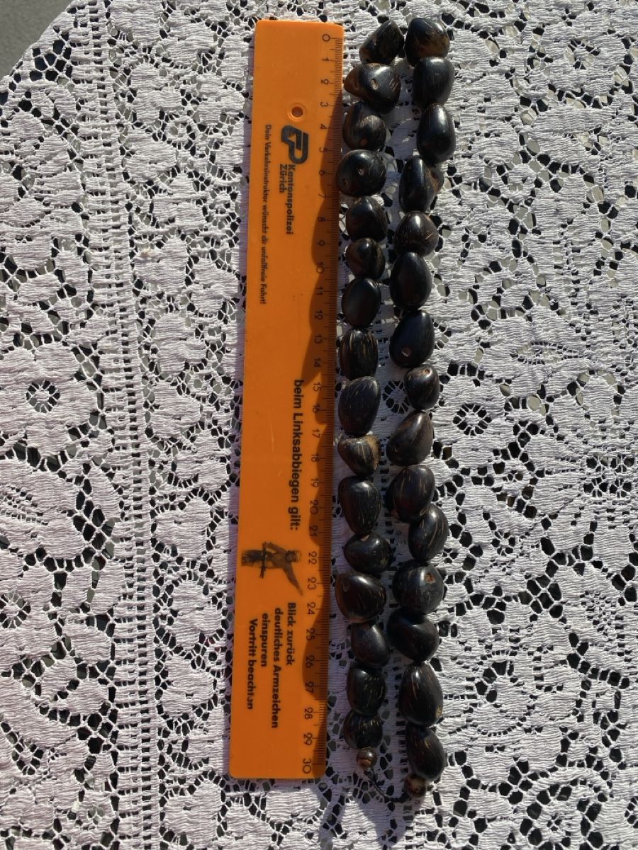 Ketten: Halskette schwarz, 30 cm lang Twint – Gebraucht aus Adliswil von luzia31 3