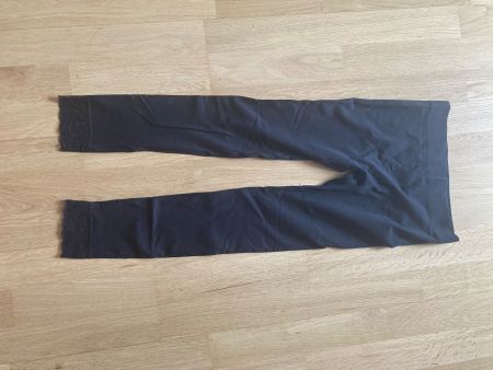Leggins mit Spitzen