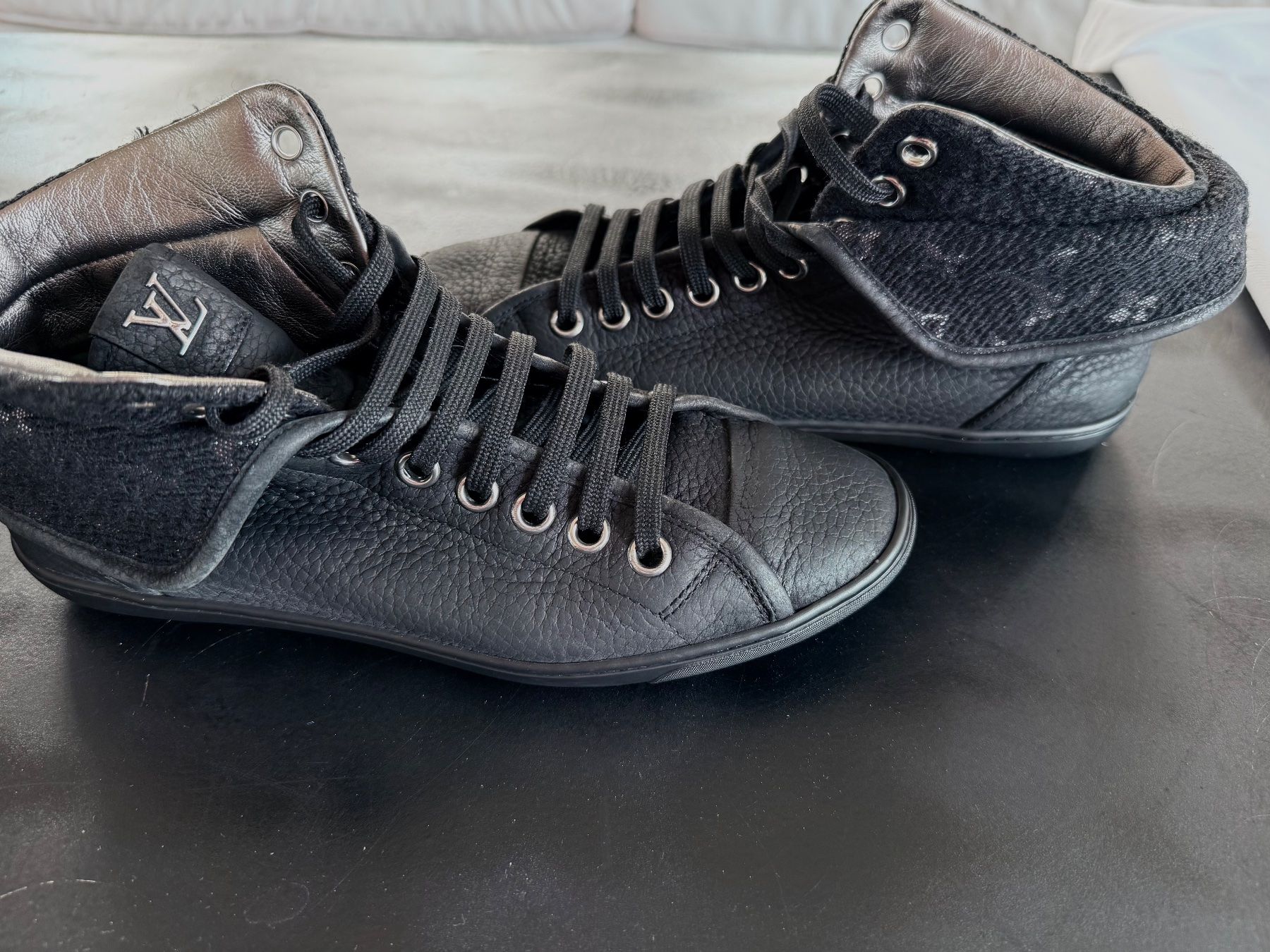 Louis Vuitton Scarpe da donna: Sneakers LOUIS VUITTON en cuir noir – Usato da Vernier venduto da ley_yqh9 4