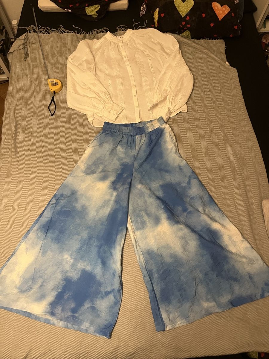 Lotti di vestiti: Hosen und Bluse Tie-Dye-Muster  – Nuovo (secondo la descrizione) da Olten venduto da sae_82z2
