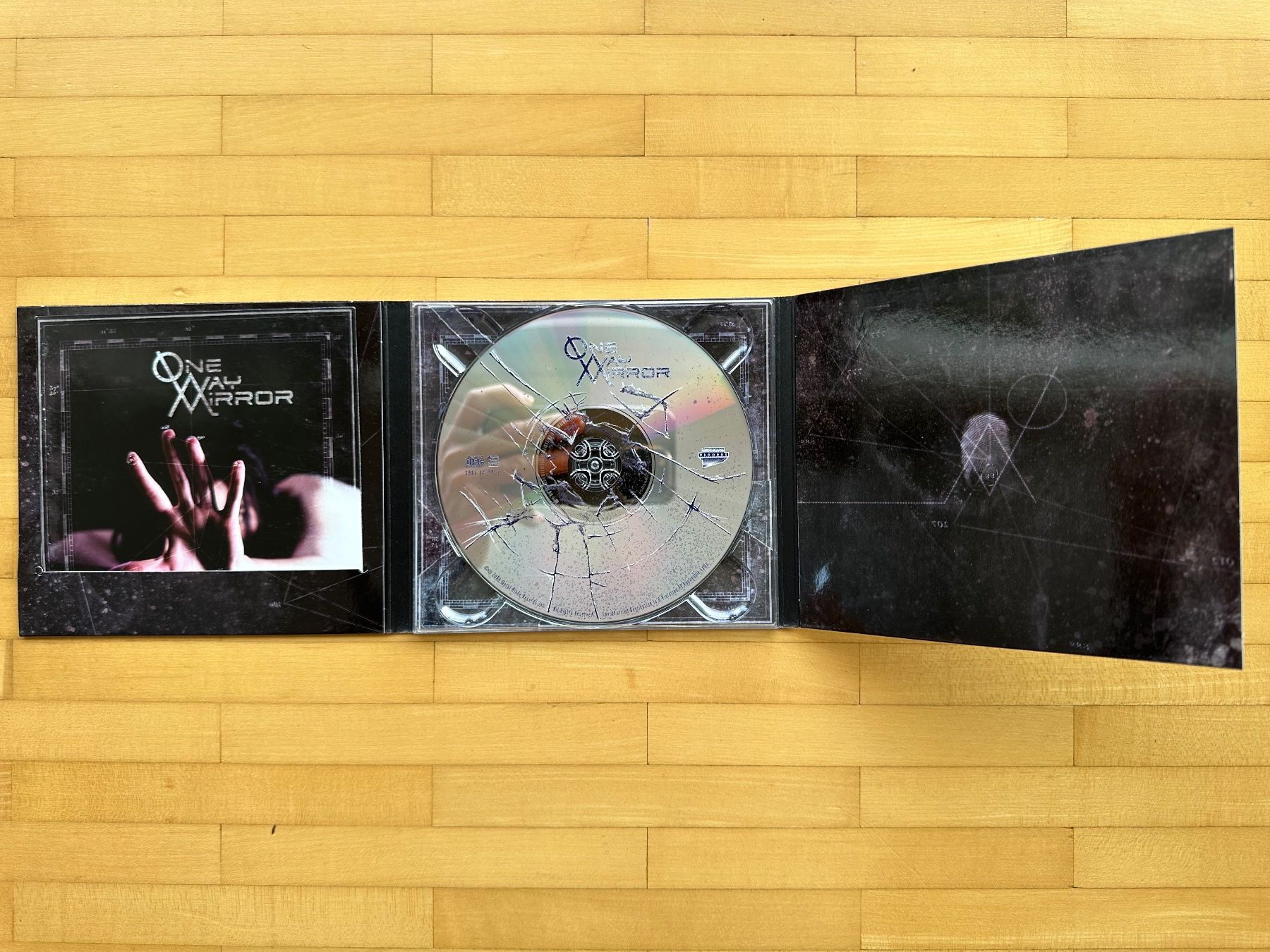 CD: One-Way Mirror – Usato da Horgen venduto da flyingpenguin2000 2